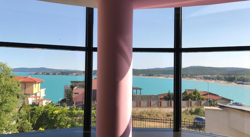 Luxury House on Buzhaka photo