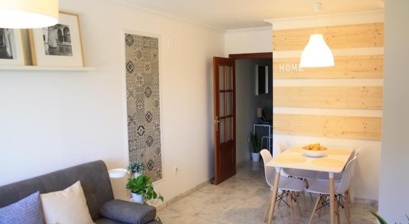 New* Near to the Mosque and historic center - image 32
