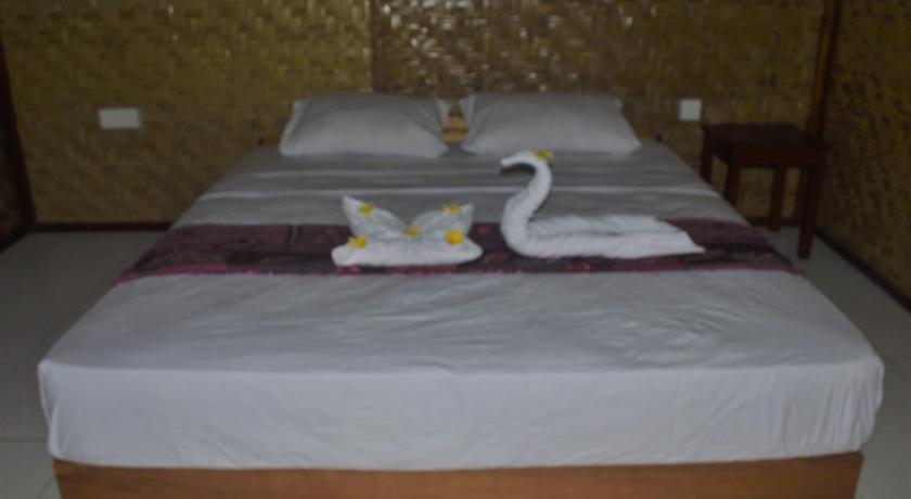 Airas' Garden Homestay ECO Bungalows photo