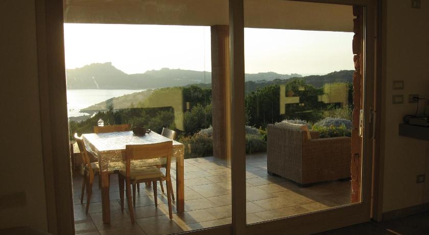 Villa Baia Santa Reparata