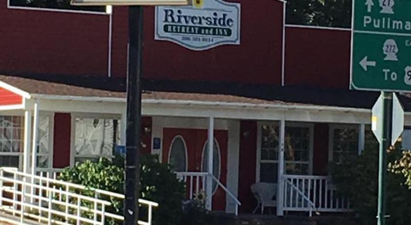 Riverside Retreat and Inn