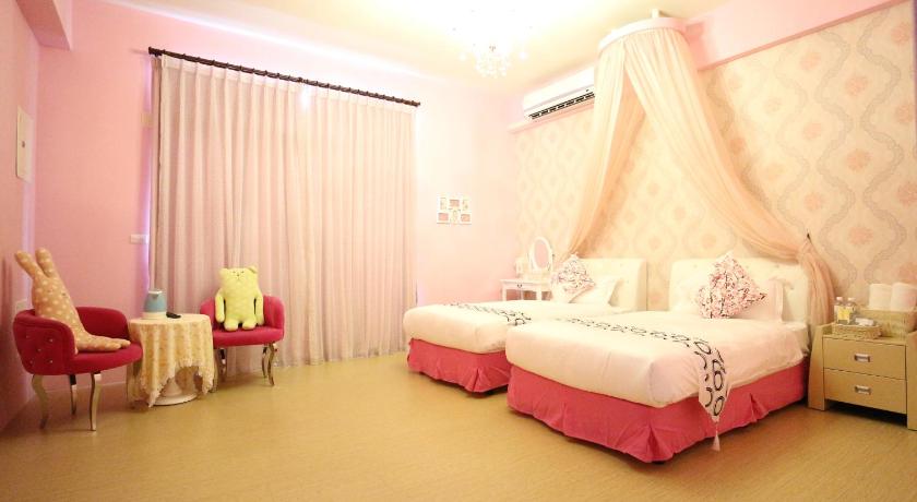 Aunt's Bed and Breakfast photo