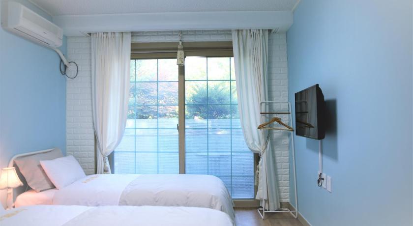 Image of Twin Room 0