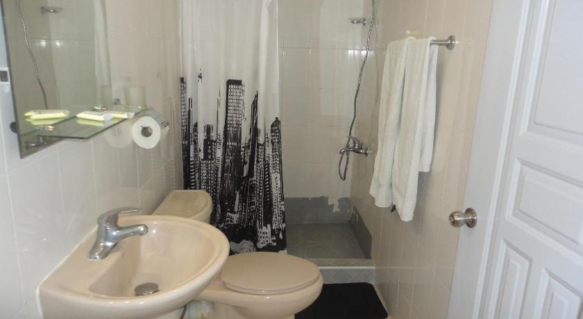 Hotel Gazcue photo