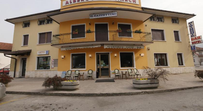 Ponte nelle Alpi Albergo De March 2-Star Hotel suite