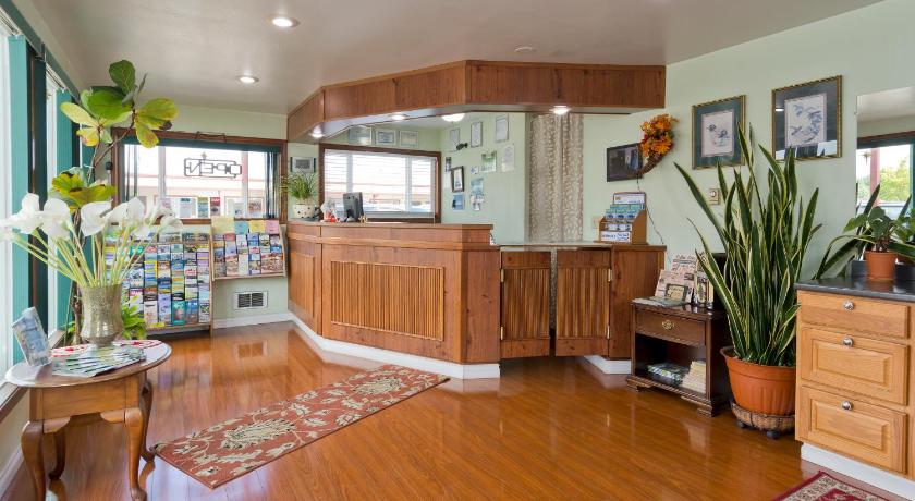 Flagstone Motel photo