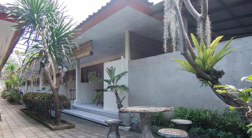 Pondok Nuri Homestay photo