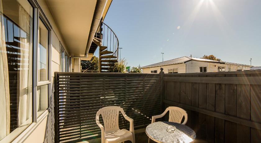 Image of One-Bedroom Apartment 2