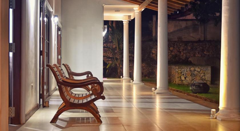 Volunteer Ceylon — Hotel in Ratnapura