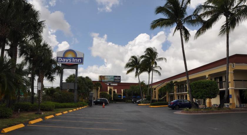 Days Inn by Wyndham Florida City