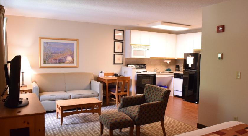 Cresthill Suites Syracuse