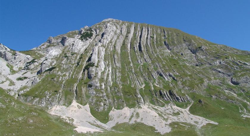 플루지네 Guesthouse ZABORJE 3성급 호텔 스위트룸