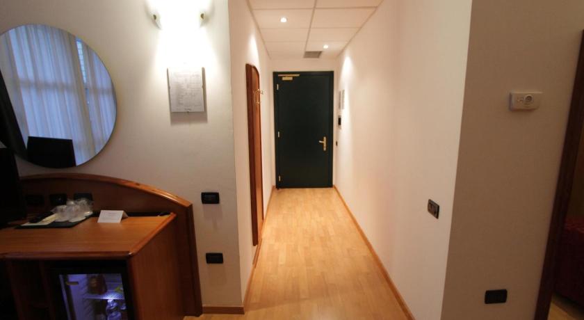 Hotel Europa photo
