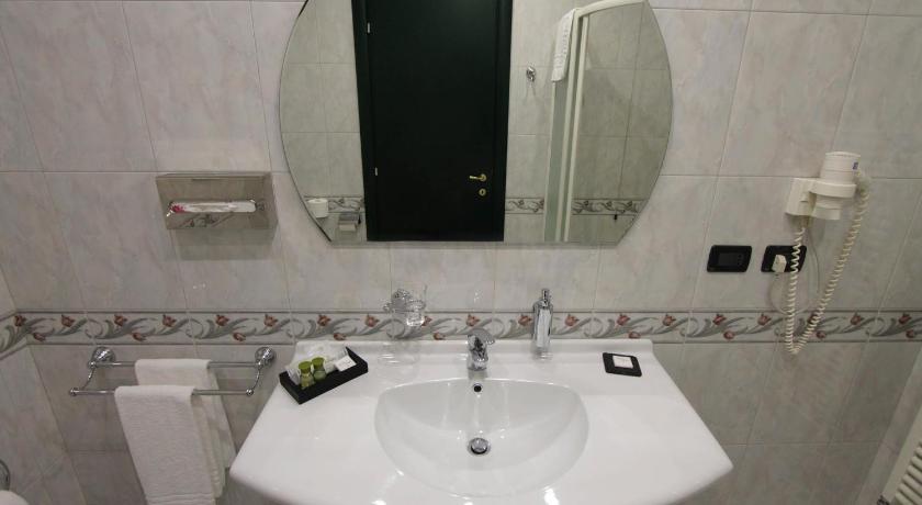 Hotel Europa photo