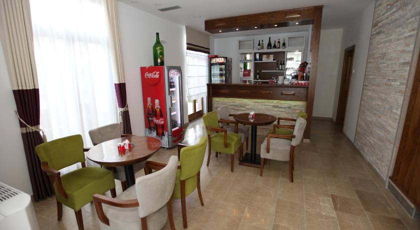 Apis Hotel photo