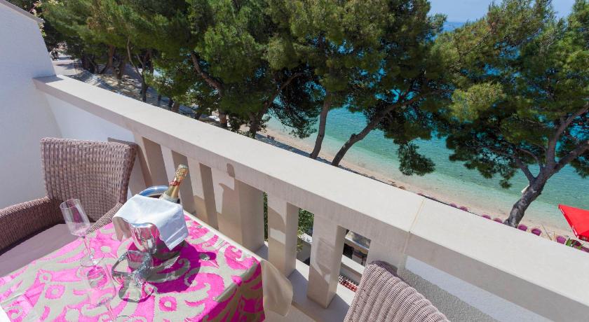 Beach Apartments Ankora — Hotel in Makarska