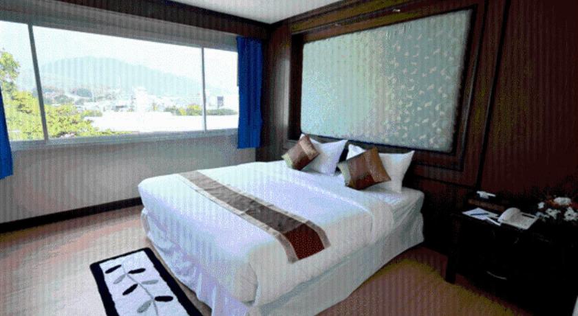 美塞（清莱） Piyaporn Pavilion Hotel 3星级 酒店 套房