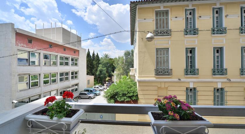 Architect Designer's Apartment in Kolonaki photo
