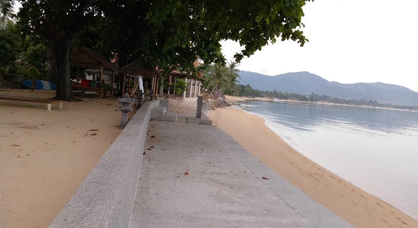 Maenam Villa Hotel - image 36