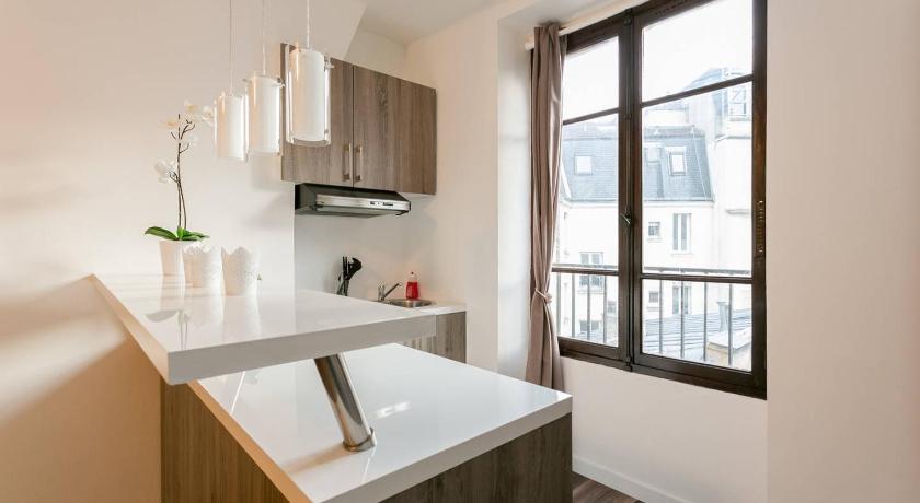 Charmant studio neuf proche Tour Eiffel (G36) — Hotel in Paris