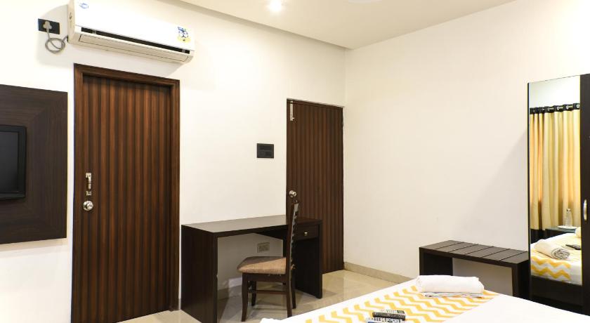 FabHotel Hill View Jubilee Hills