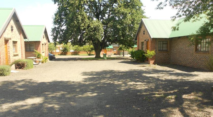 Die Groen Koei Gastehuis photo