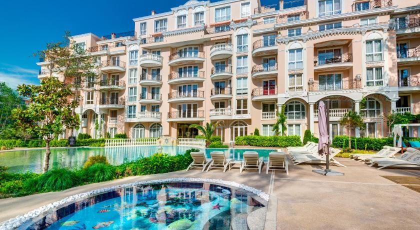 Venera & Anastasia Palace Apartments photo