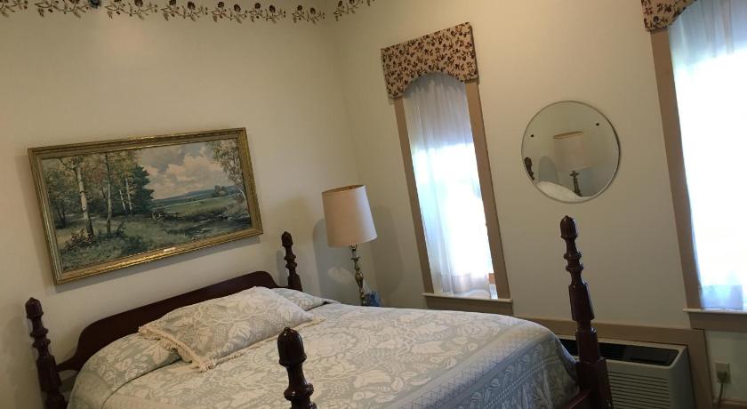 Oak Valley Inn and Suites photo