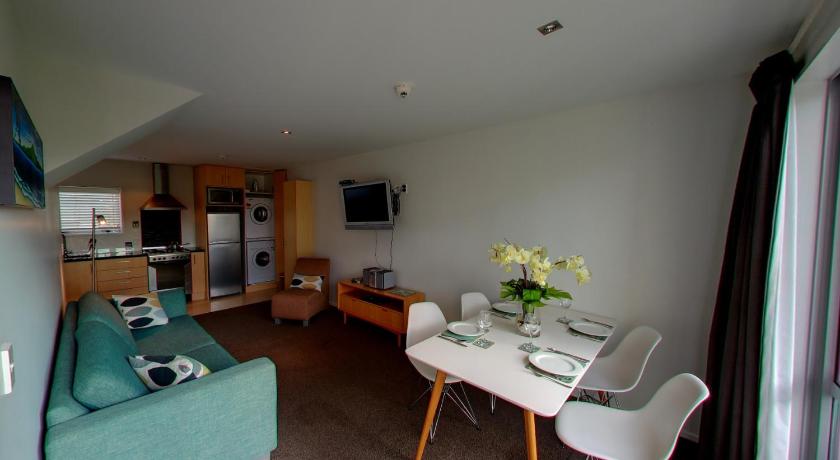 Image of Three-Bedroom Apartment 3