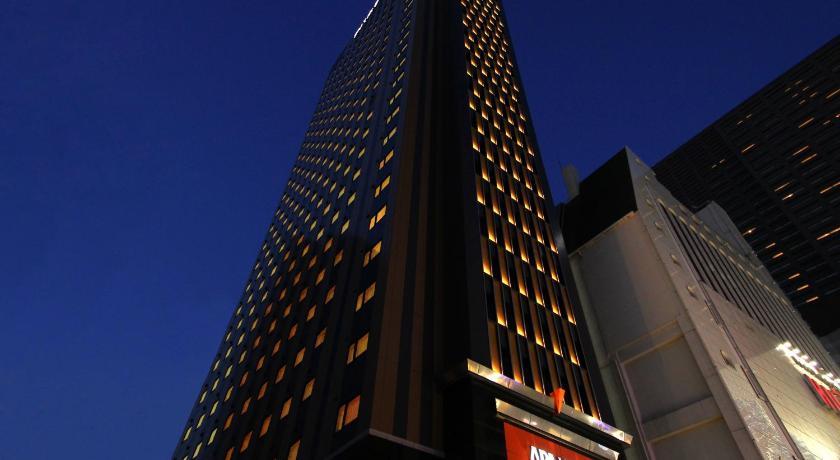 Entrance, APA Hotel Shinjuku-Kabukicho Tower in Tokyo