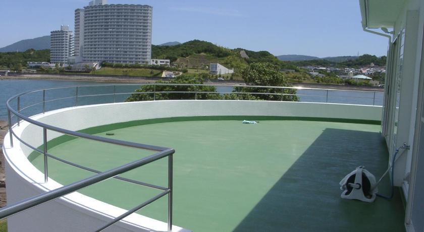Balcony/terrace, Shirahama Seaside Villa in Tanabe