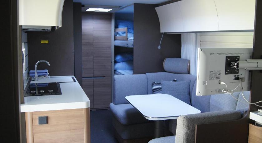 Image of Caravan 1