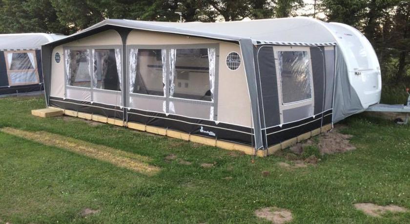Image of Caravan 9