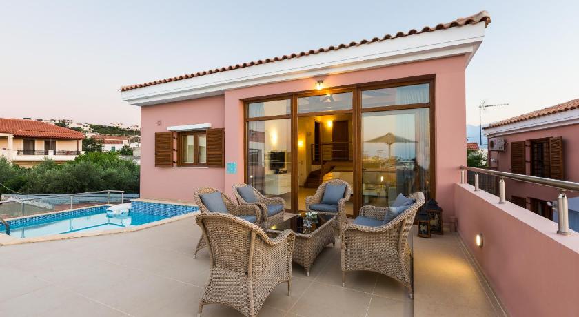 Leste Luxury Homes photo