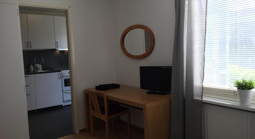 Image of One-Bedroom Apartment 11