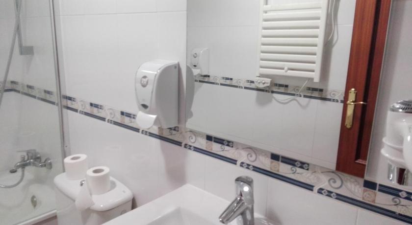 Duerming Casas Reales — Hotel in Santiago De Compostela