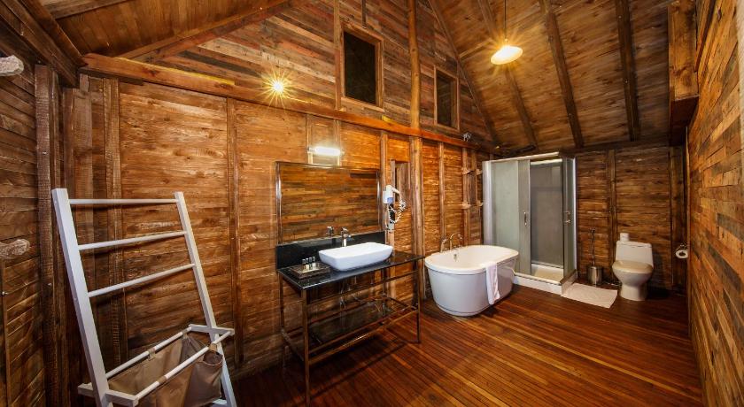 Gambar Chalet Kayu (Wooden Chalet) 2