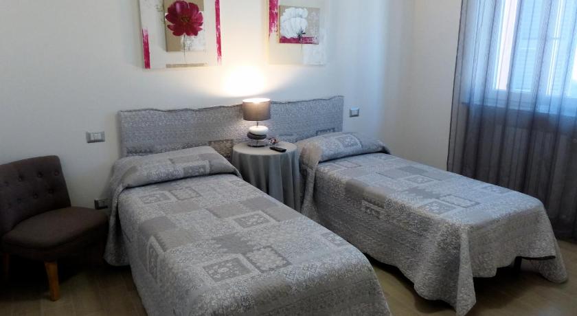 Marinella Guest House