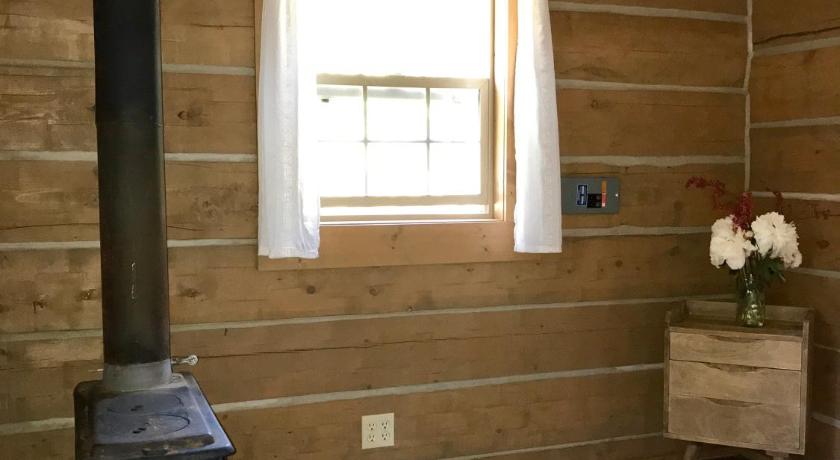 Flathead Lake Resort In Woods Bay Mt Room Deals Photos Reviews