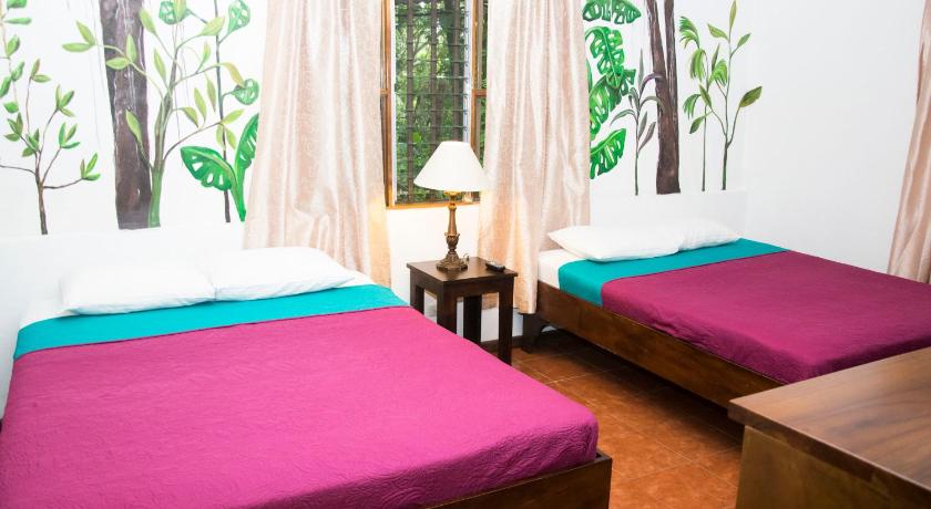 Image of Comfort Room 5