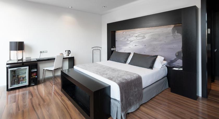 Catalonia Catedral Hotel