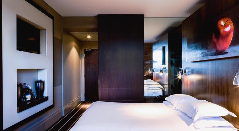mour hotel photo
