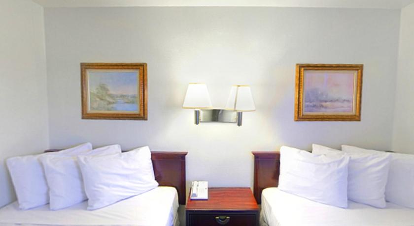 Americas Best Value Inn Madison