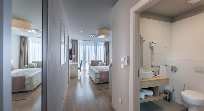 Apartments & Rooms Preelook photo