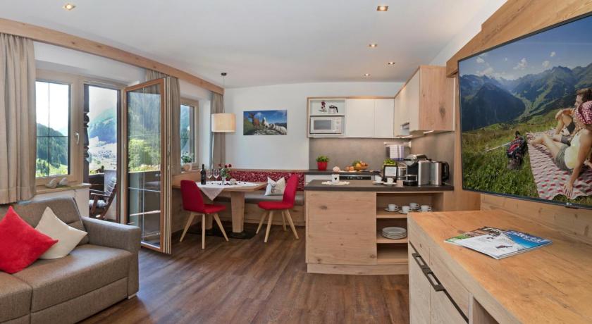 Schone Aussicht Apartments — Hotel in Hintertux Glacier