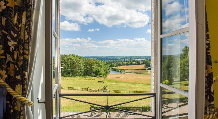 Chateau d'Ygrande - les Collectionneurs