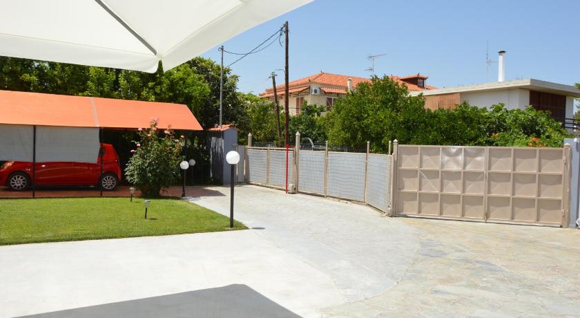 Rea's House Vrachati photo