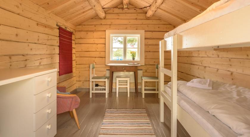Kabelvag Feriehus & Camping photo