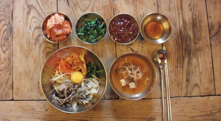 서울 소피아 한옥 게스트하우스 (Sophia Hanok Guesthouse) 1성급 호텔 수영장