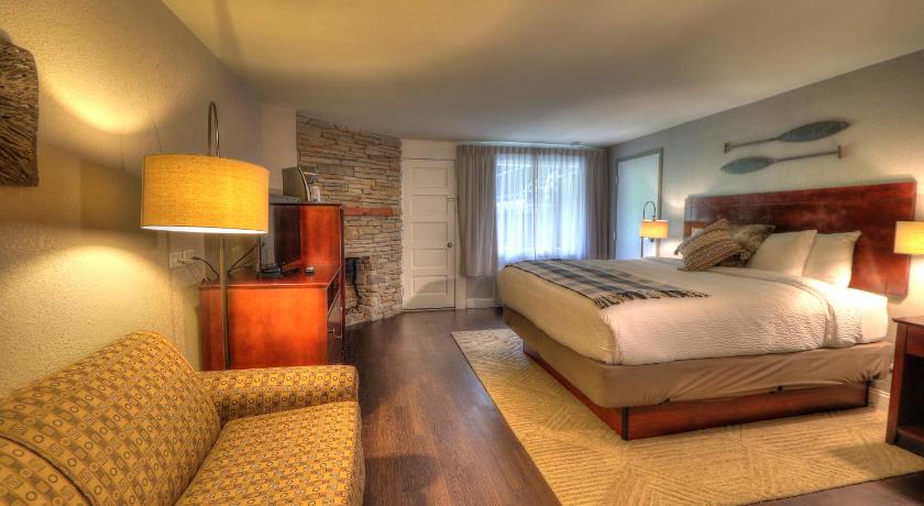 Image of Deluxe King Room 0